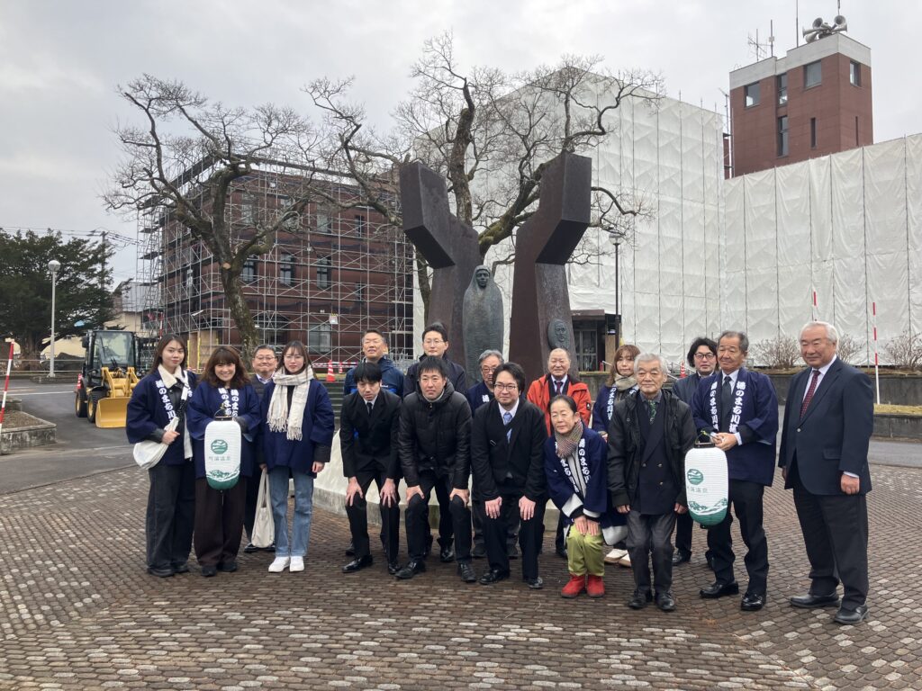 ①出発式　弟子屈町役場前